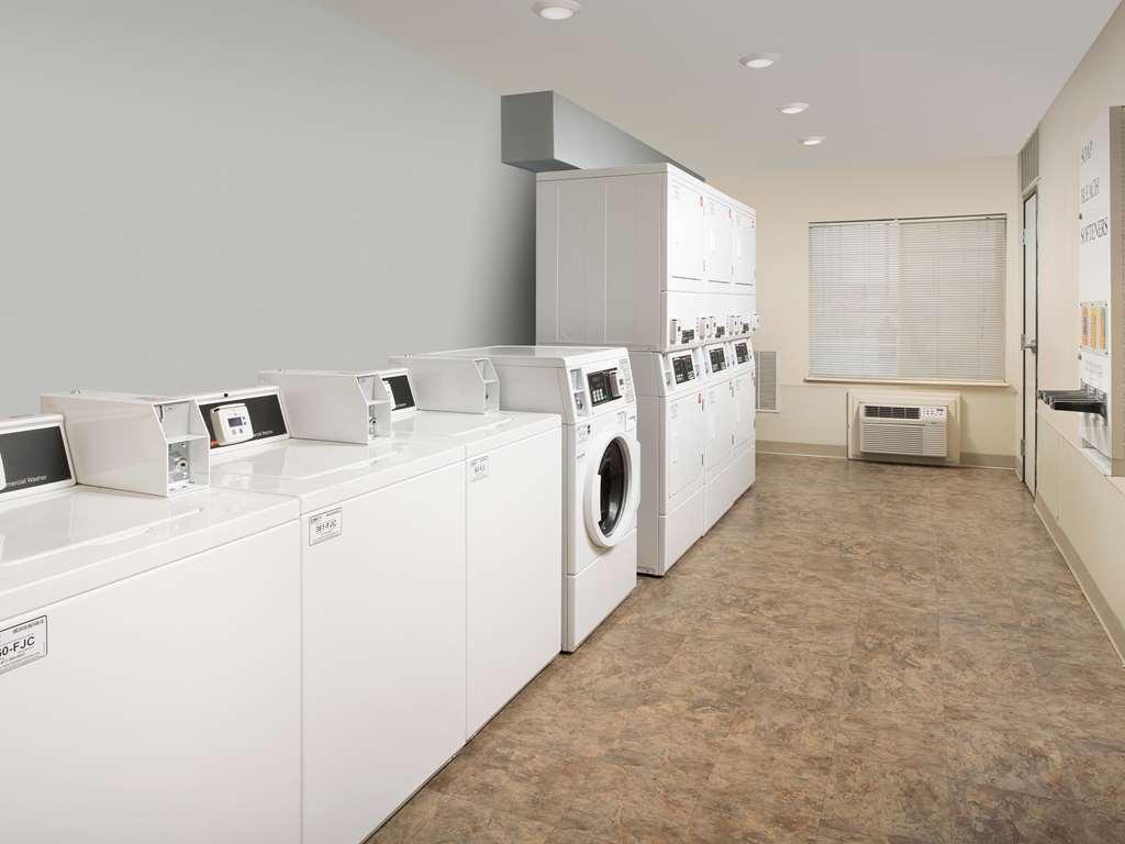 Extended Stay America Select Suites - Wichita - South Facilidades foto